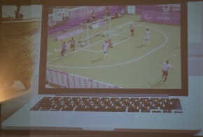 Un match de handisport.